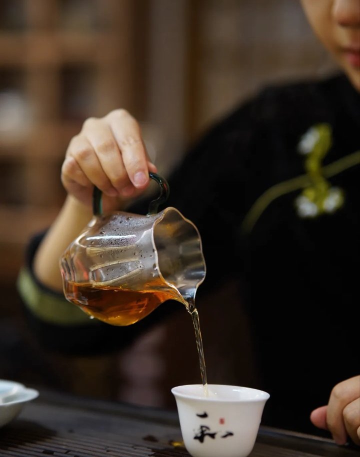 葵青区如何约到鸡公司/葵青区咋约得便宜的鸡怎么约/约的鸡公司fds